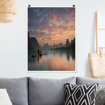 Poster - Sonnenaufgang über chinesischem Fluss - Hochformat 3:4