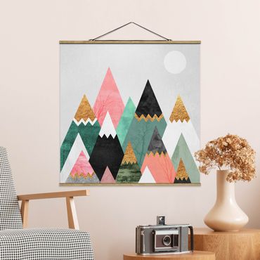 Stoffbild mit Posterleisten - Elisabeth Fredriksson - Dreieckige Berge mit Goldspitzen - Quadrat 1:1