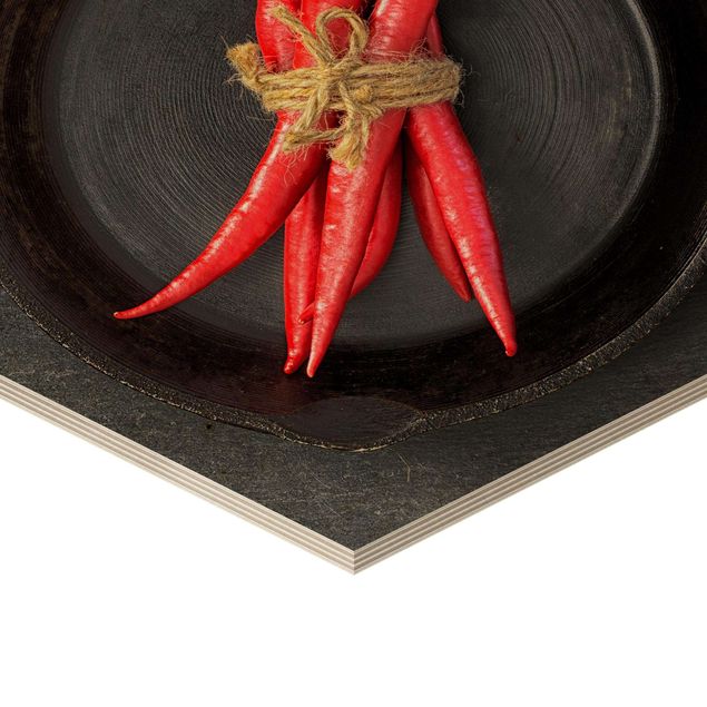 Sekskantede billeder Red Chili Bundles In Pan On Slate