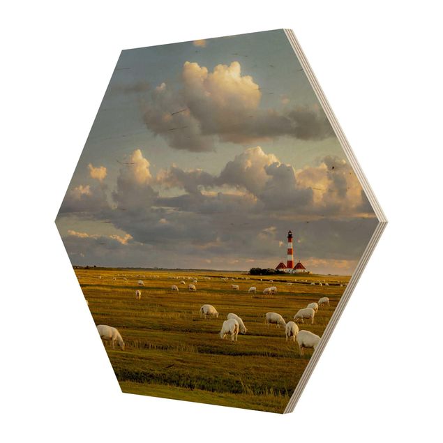 Sekskantede billeder North Sea Lighthouse With Flock Of Sheep