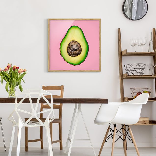 Indrammede plakater dyr Avocado With Hedgehog