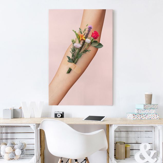 Billeder på lærred roser Arm With Flowers