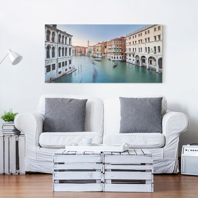 Billeder på lærred Italien Grand Canal View From The Rialto Bridge Venice