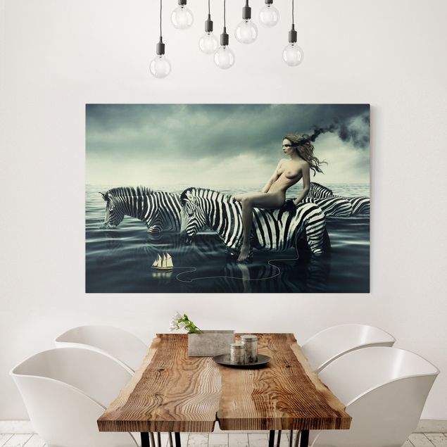 Billeder på lærred zebraer Woman Posing With Zebras