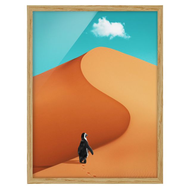 Indrammede plakater dyr Desert With Penguin