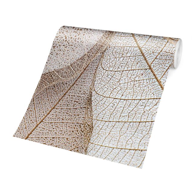 Tapet beige Delicate Leaf Structure In Gold