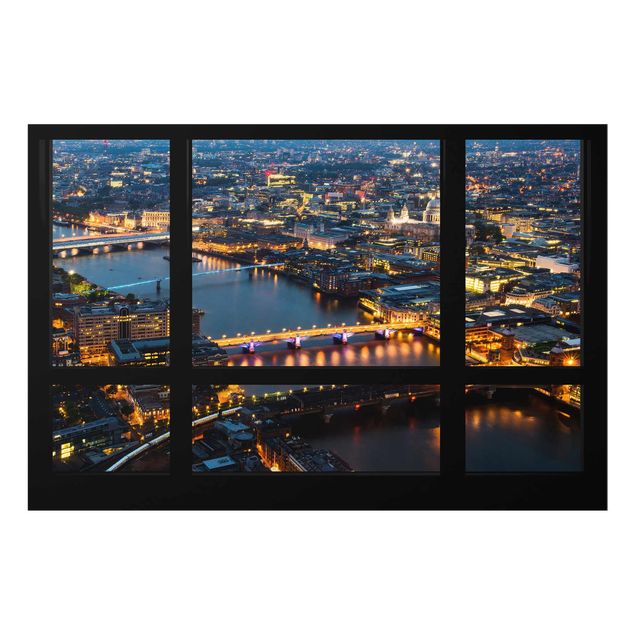 Billeder arkitektur og skyline Window view of London's skyline with bridge