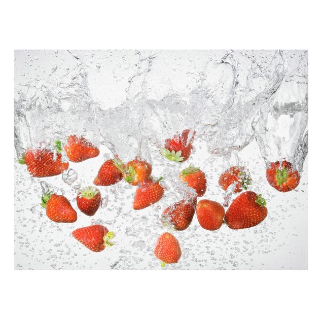 Billeder på lærred grøntsager og frukt Fresh Strawberries In Water
