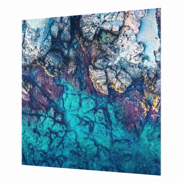 Spritzschutz Glas - Top View Farbige Felsenküste - Quadrat 1:1