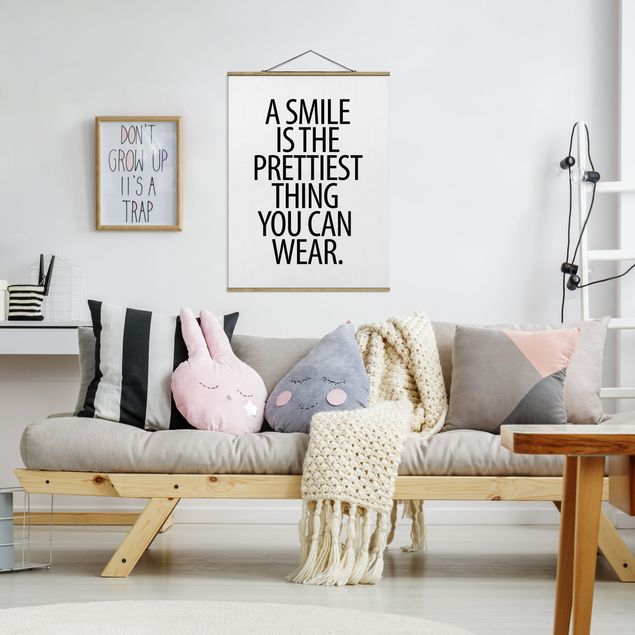 Billeder moderne A Smile Is The Prettiest Thing Sans Serif