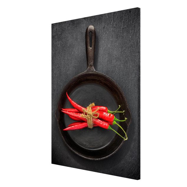 Billeder kunsttryk Red Chili Bundles In Pan On Slate