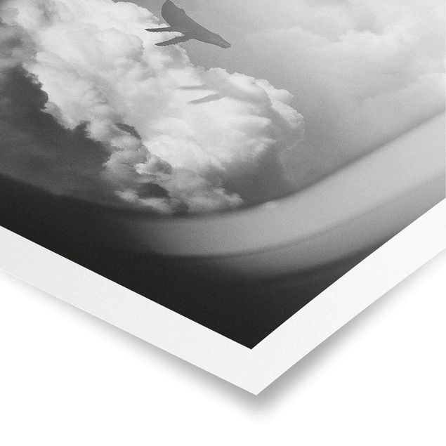 Billeder sort og hvid Flying Whale Up In The Clouds