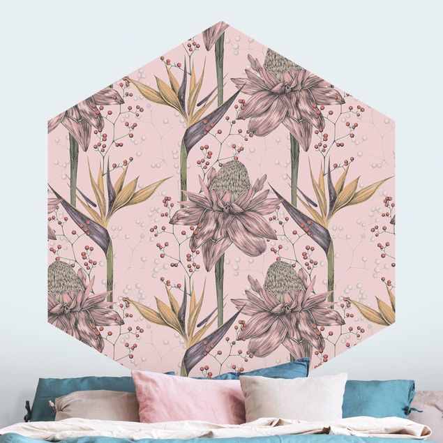 Mønstret tapeter Floral Elegance Vintage Strelitzia On Pink Backdrop XXL