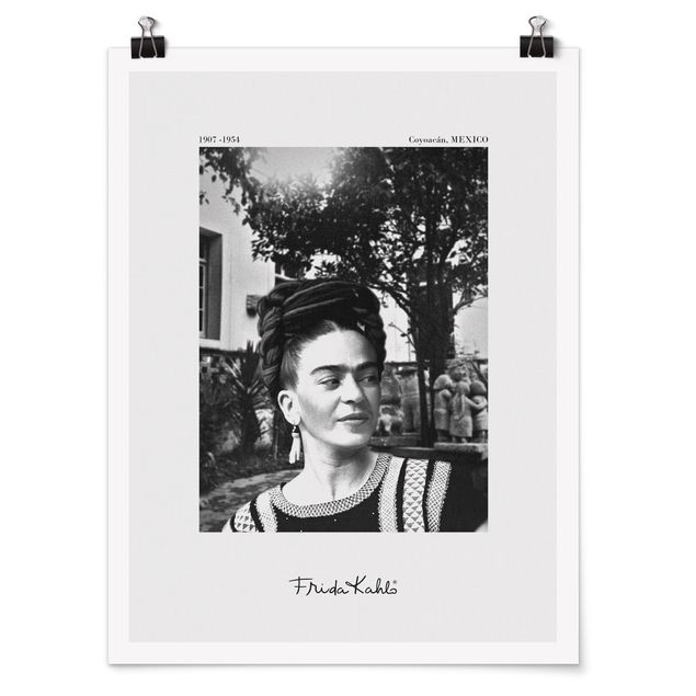 Billeder sort og hvid Frida Kahlo Photograph Portrait In The Garden