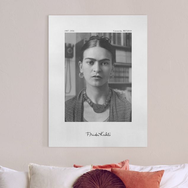 Billeder på lærred sort og hvid Frida Kahlo Photograph Portrait In The House