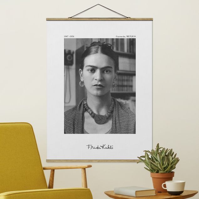 Billeder kunsttryk Frida Kahlo Photograph Portrait In The House
