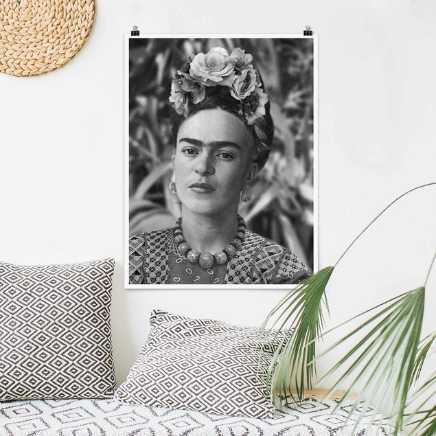 Plakater sort og hvid Frida Kahlo Photograph Portrait With Flower Crown