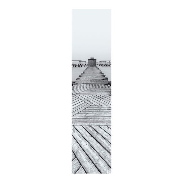 Panelgardiner landskaber Wooden Pier In Black And White
