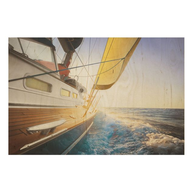 Prints på træ landskaber Sailboat On Blue Ocean In Sunshine