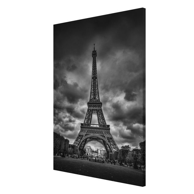 Billeder arkitektur og skyline Eiffel Tower In Front Of Clouds In Black And White