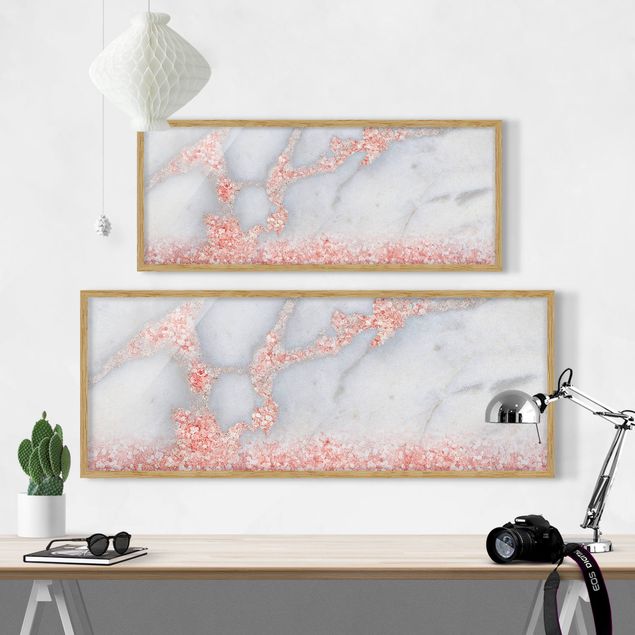 Indrammede plakater kunsttryk Marble Look With Pink Confetti