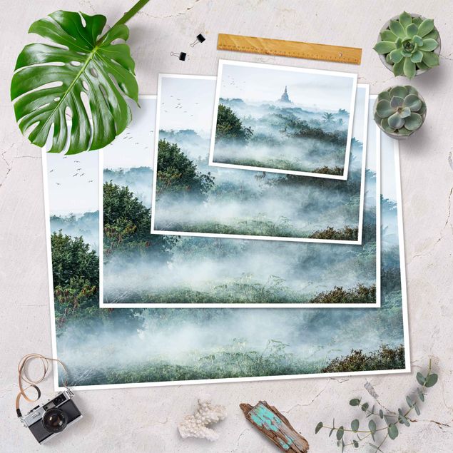 Plakater landskaber Morning Fog Over The Jungle Of Bagan