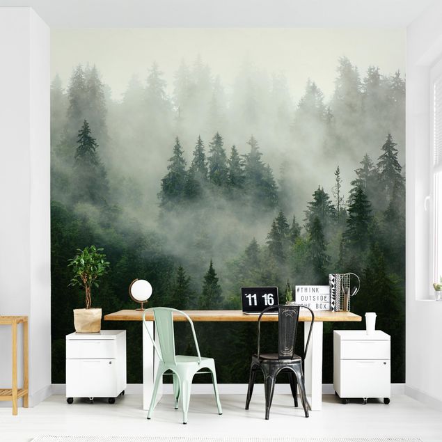 Moderne tapet Deep Green Fir Forest In The Fog