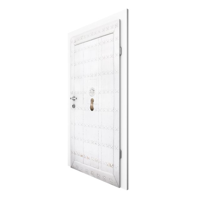 Moderne tapet Mediterranean White Wooden Door With Ornate Fittings