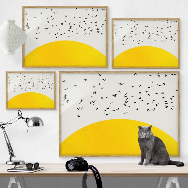 Billeder kunsttryk Flock Of Birds In Front Of Yellow Sun