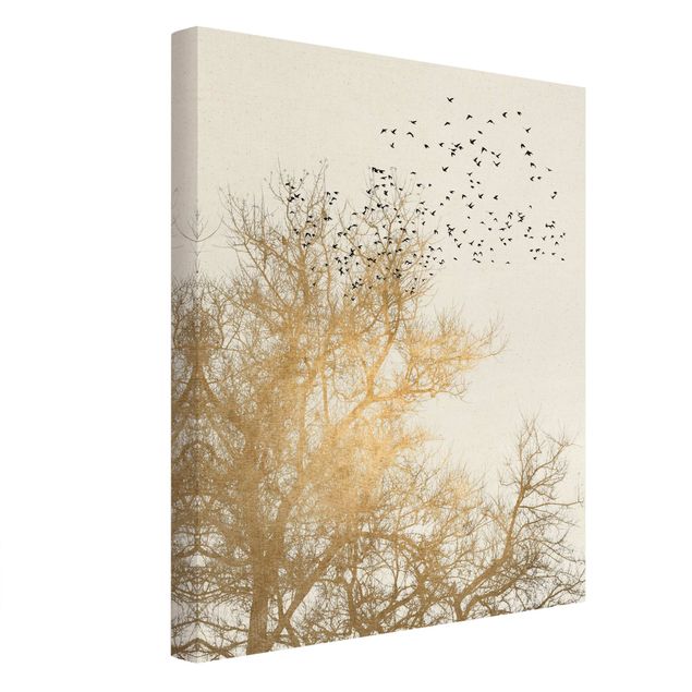 Billeder på lærred landskaber Flock Of Birds In Front Of Golden Tree