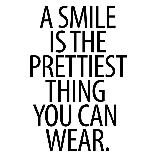 Wallstickers A Smile Is The Prettiest Thing Sans Serif